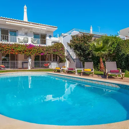 Blue Bay - Moradia Familiar Com Piscina Nos Olhos D'água, Albufeira