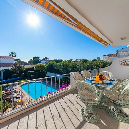 Villa Blue Bay - Moradia Familiar Com Piscina Nos Olhos D'agua, Albufeira *